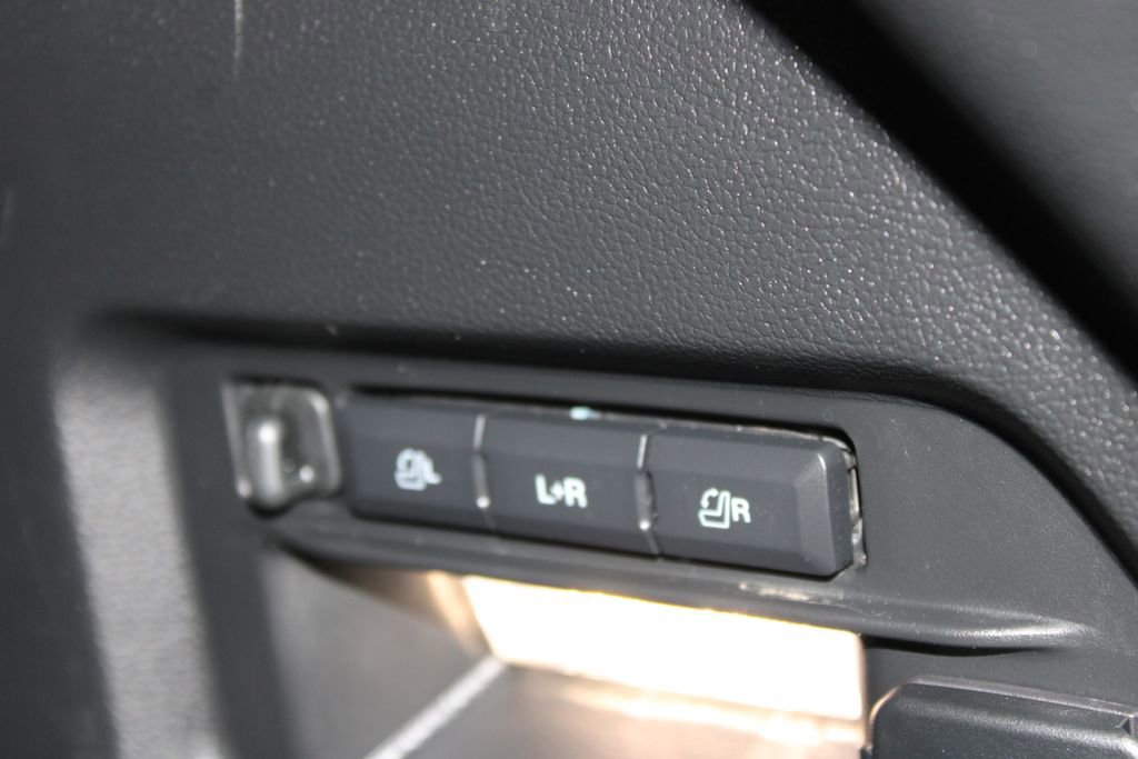 Used 2024 Ford Explorer ST w/ Equipment Group 401A AWD/4WD image 39