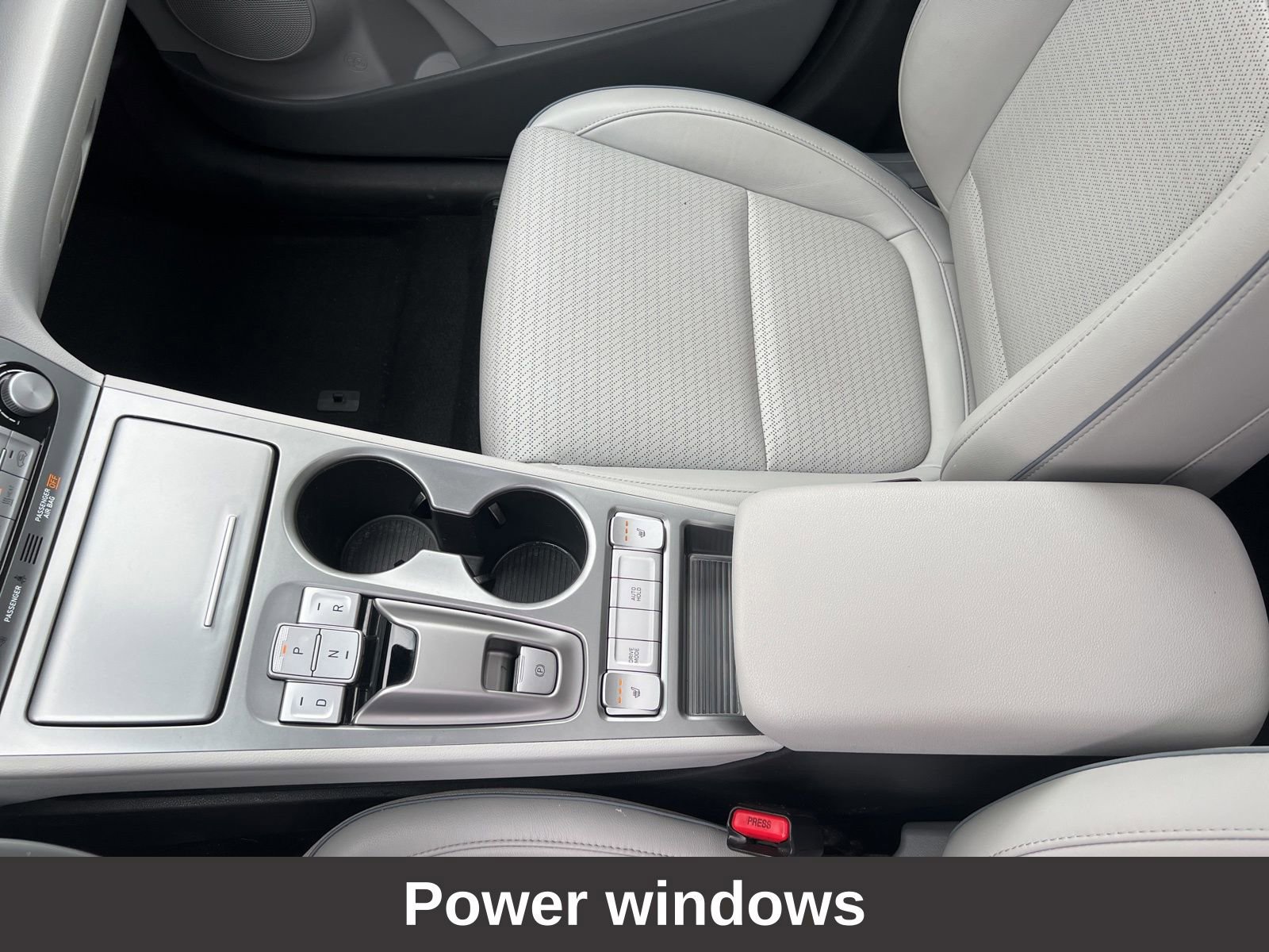 Used 2020 Hyundai Kona Limited image 9