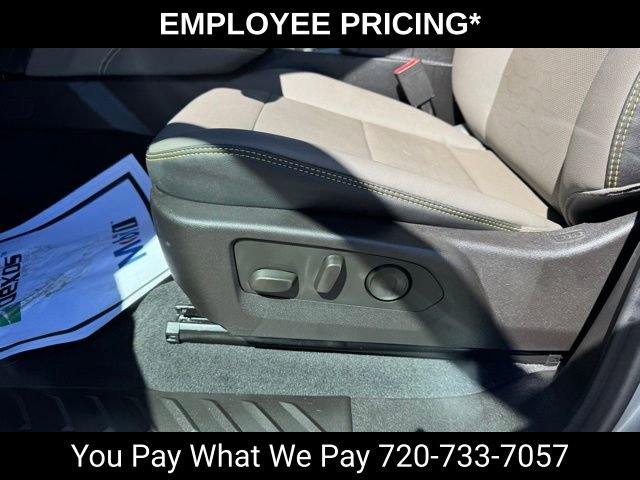 Used 2025 Chevrolet Colorado ZR2 w/ Technology Package AWD/4WD image 14