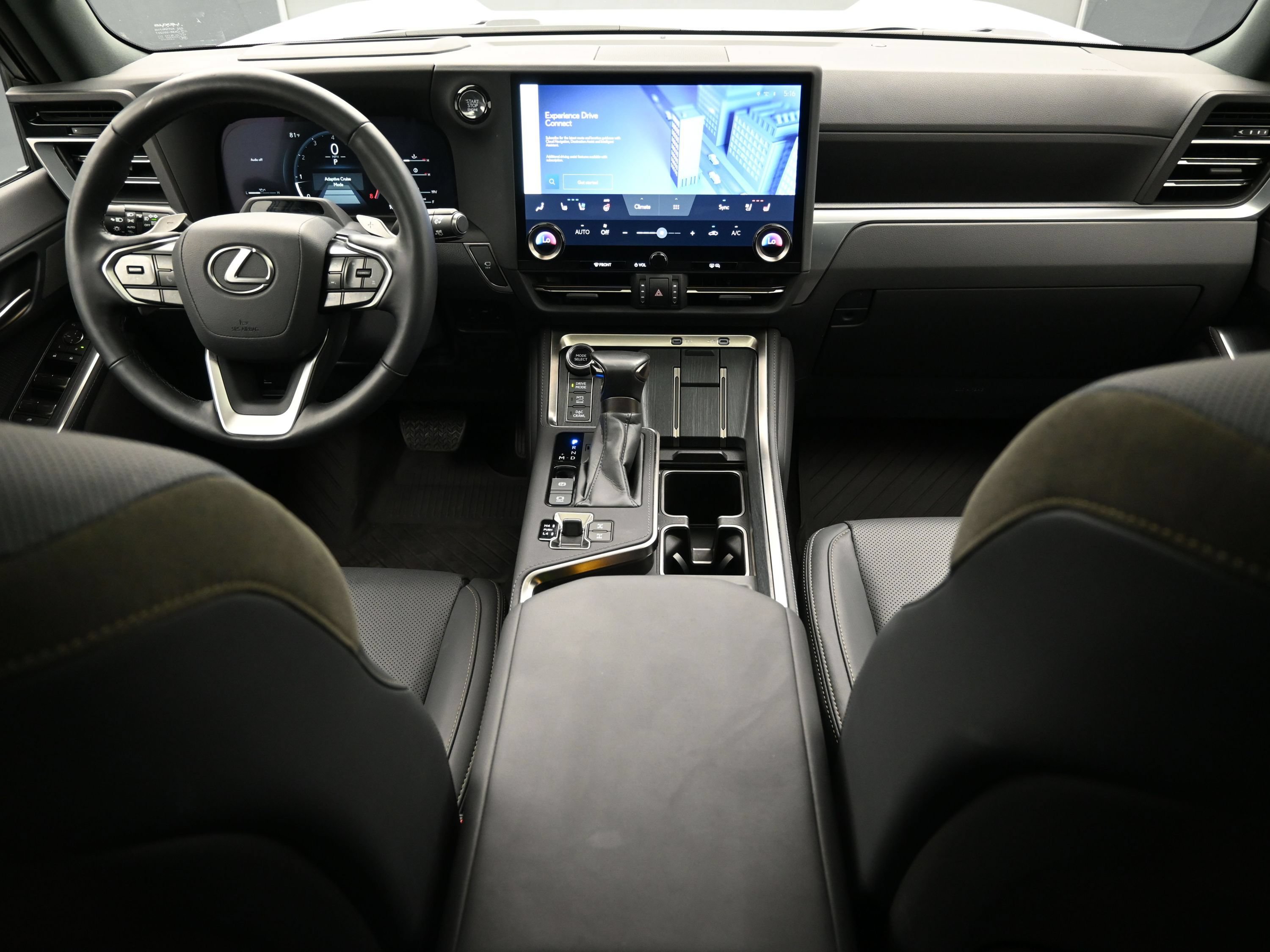 Used 2024 Lexus GX 550 AWD/4WD image 14