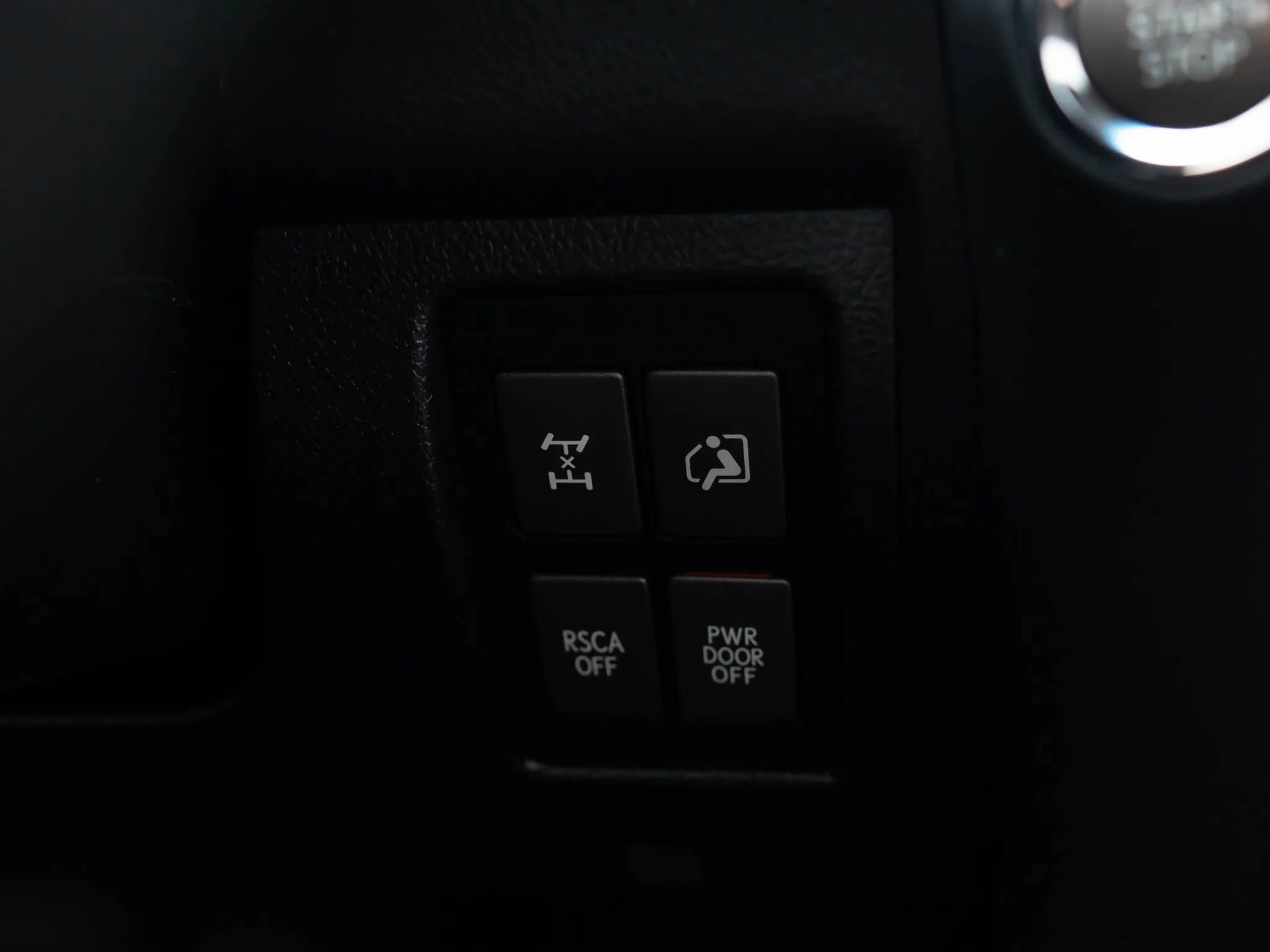 Used 2015 Lexus LX 570 4WD image 34