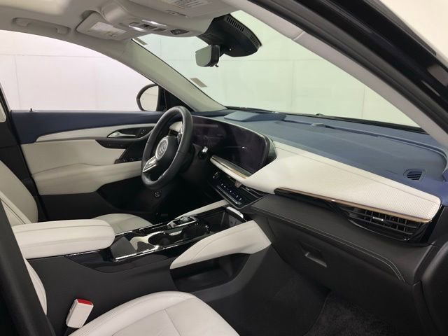 Used 2024 Buick Envision Avenir AWD/4WD image 23
