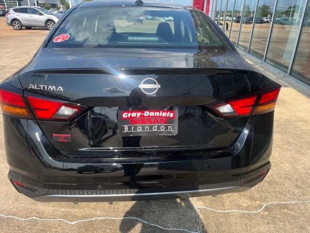 New 2026 Nissan Altima 2.5 SV FWD image 3