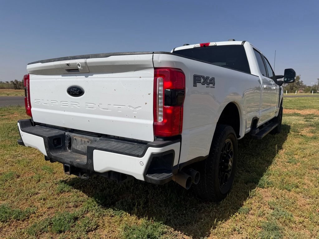 Used 2025 Ford F250 XLT w/ Black Appearance Package AWD/4WD image 9