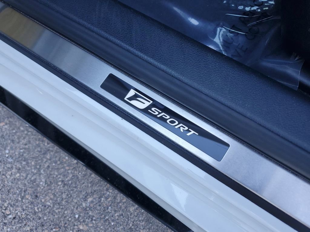 Used 2024 Lexus IS 350 F Sport image 27