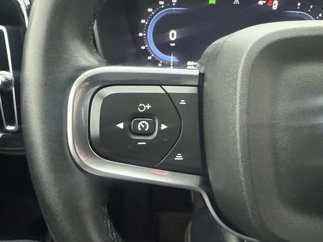 Used 2023 Volvo XC40 B5 Plus w/ Driver Assist Package image 33