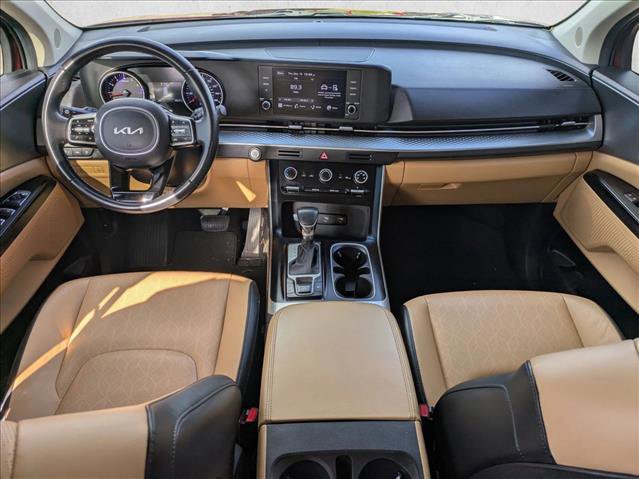Used 2023 Kia Carnival LX image 15