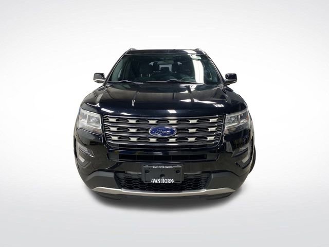 Used 2017 Ford Explorer XLT image 9