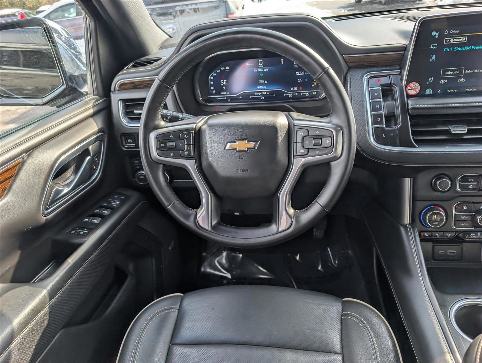 Used 2024 Chevrolet Suburban Premier image 19