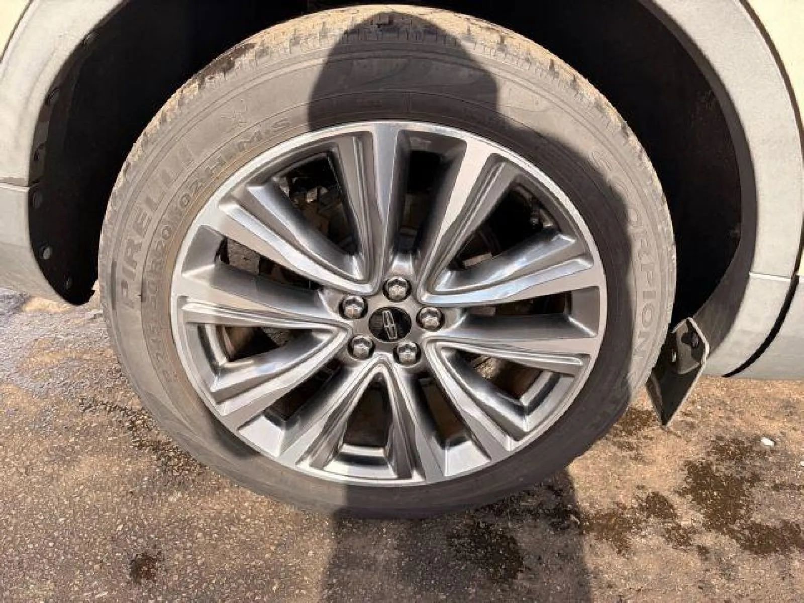 Used 2017 Lincoln MKX Reserve w/ Lincoln MKX Climate Package image 43