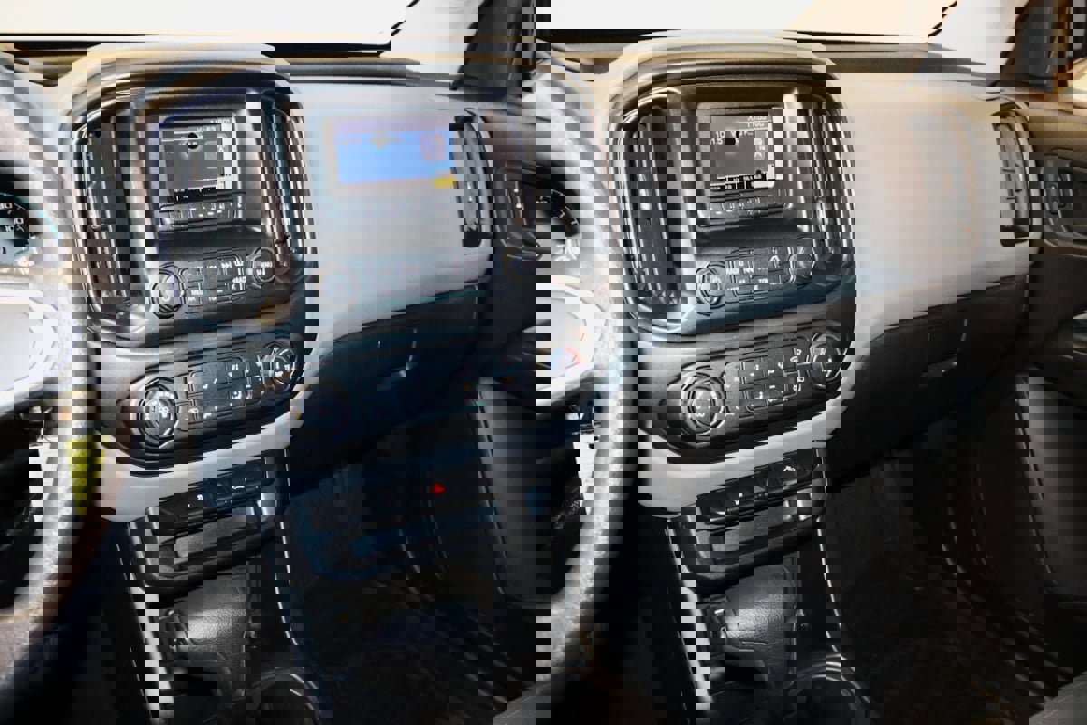 Used 2015 Chevrolet Colorado W/T w/ WT Convenience Package image 41