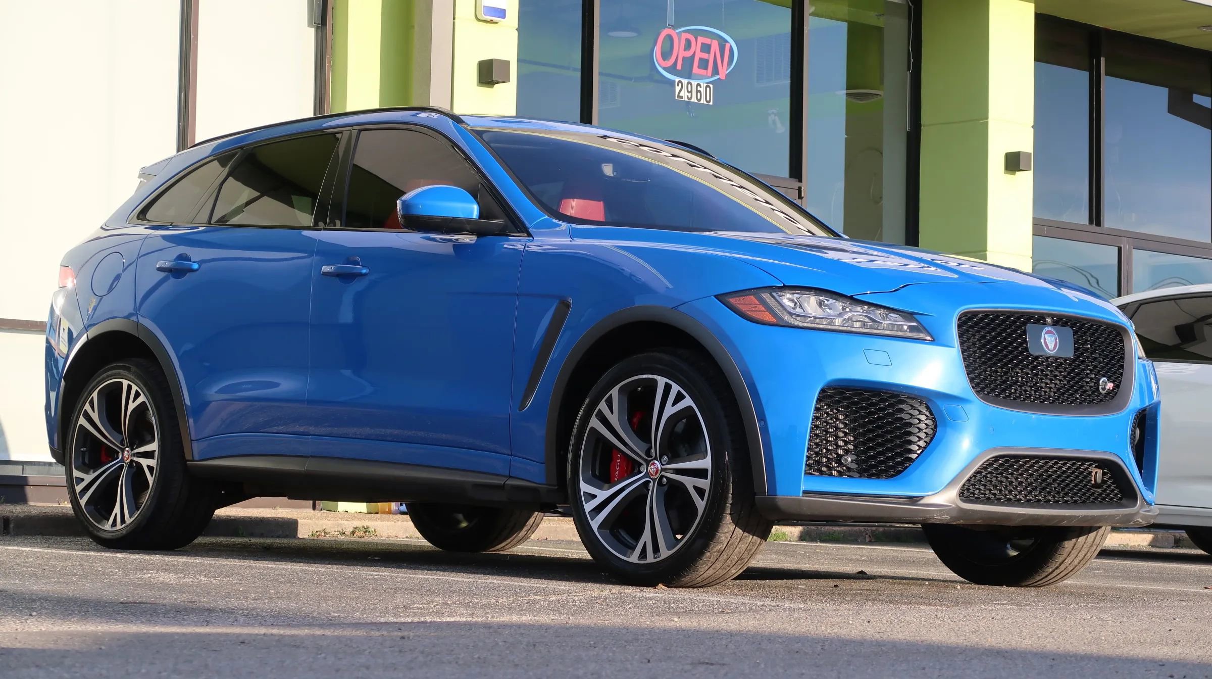Used 2019 Jaguar F-PACE SVR AWD/4WD image 6