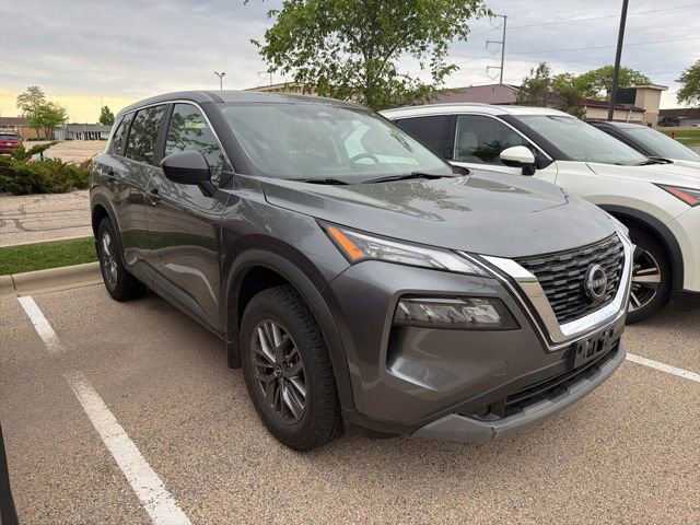 Used 2023 Nissan Rogue S AWD/4WD image 3