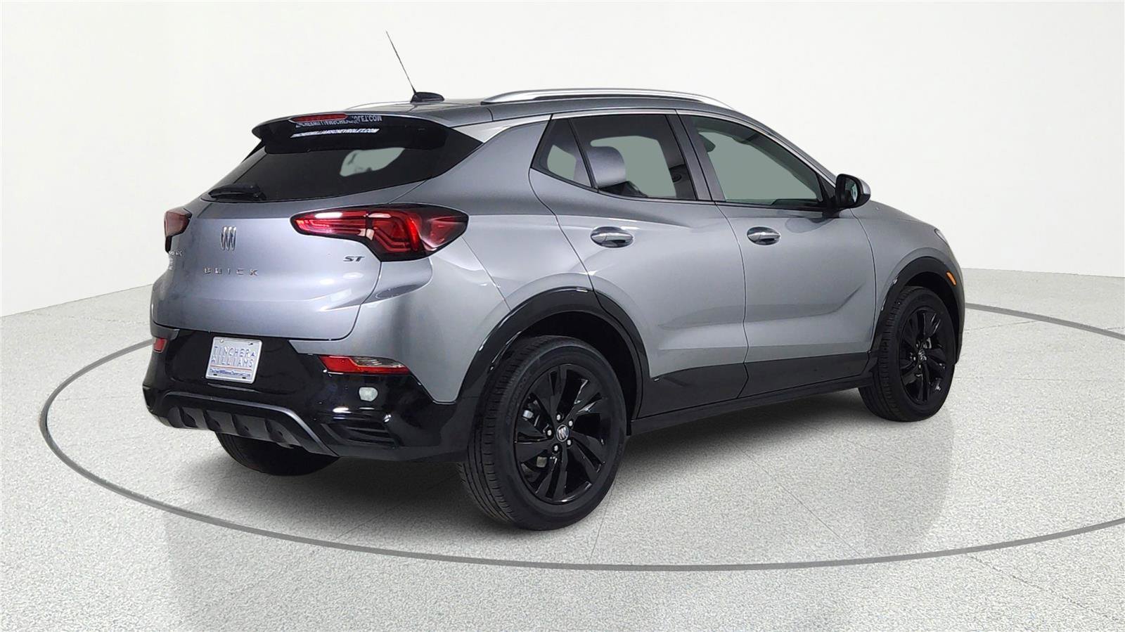 Used 2024 Buick Encore GX Sport Touring FWD image 4