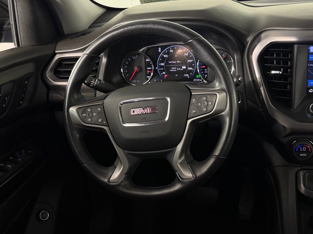 Used 2022 GMC Acadia AT4 w/ Technology Package AWD/4WD image 14