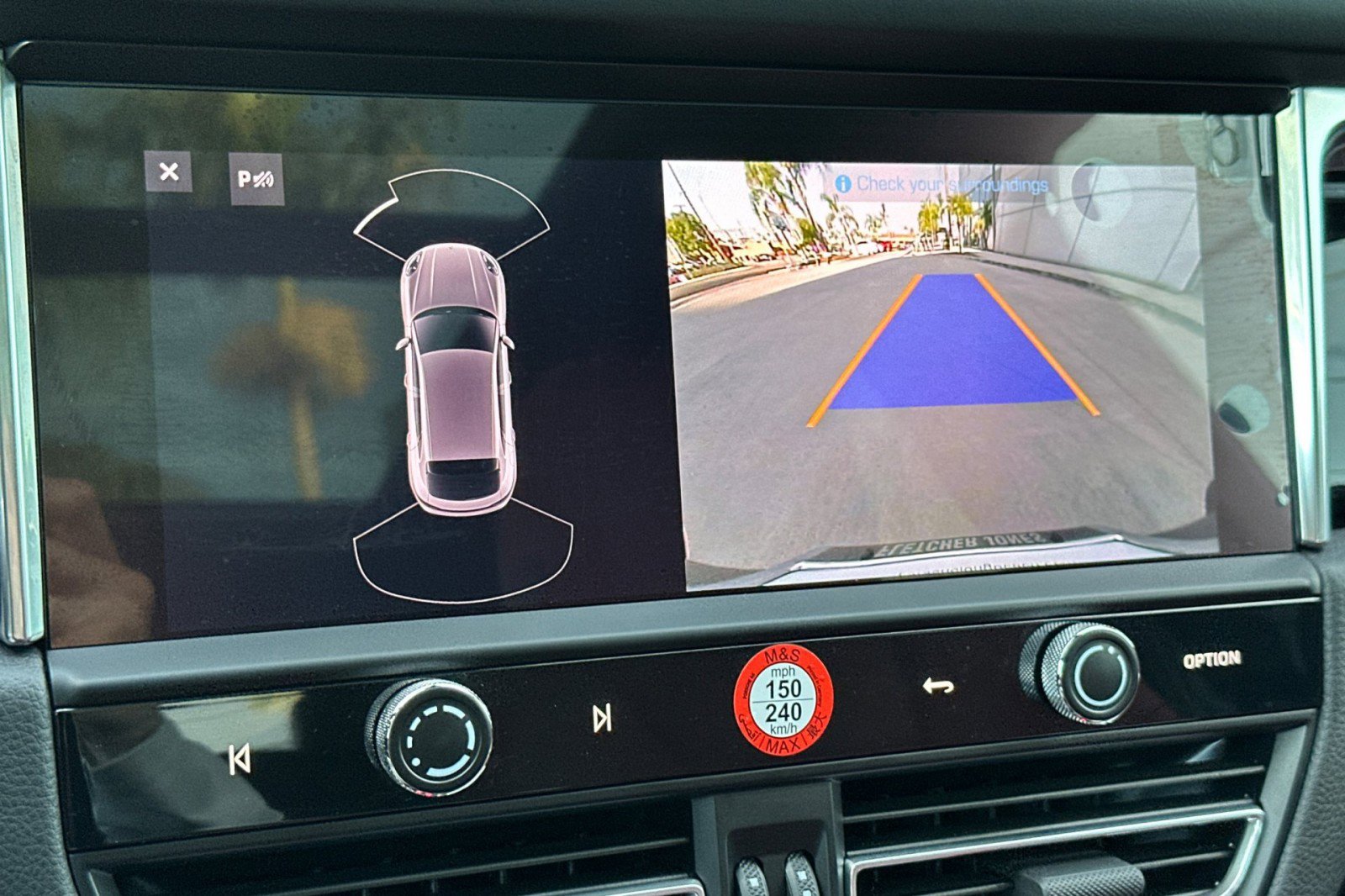 Used 2025 Porsche Macan image 20