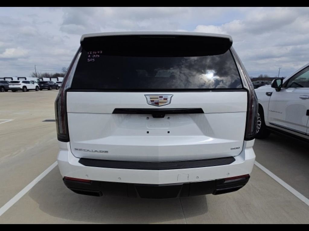 Used 2025 Cadillac Escalade Sport Platinum AWD/4WD image 9