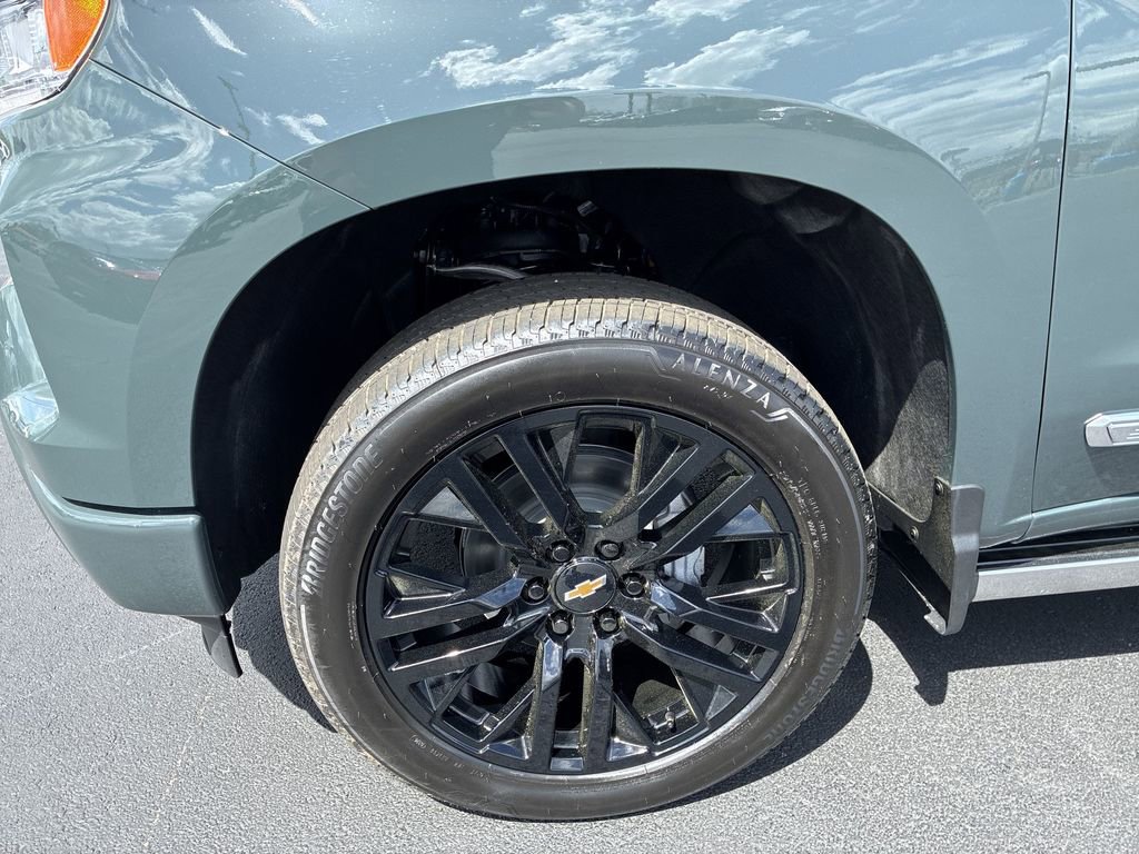 New 2026 Chevrolet Silverado 1500 High Country w/ High Country Premium Package image 10