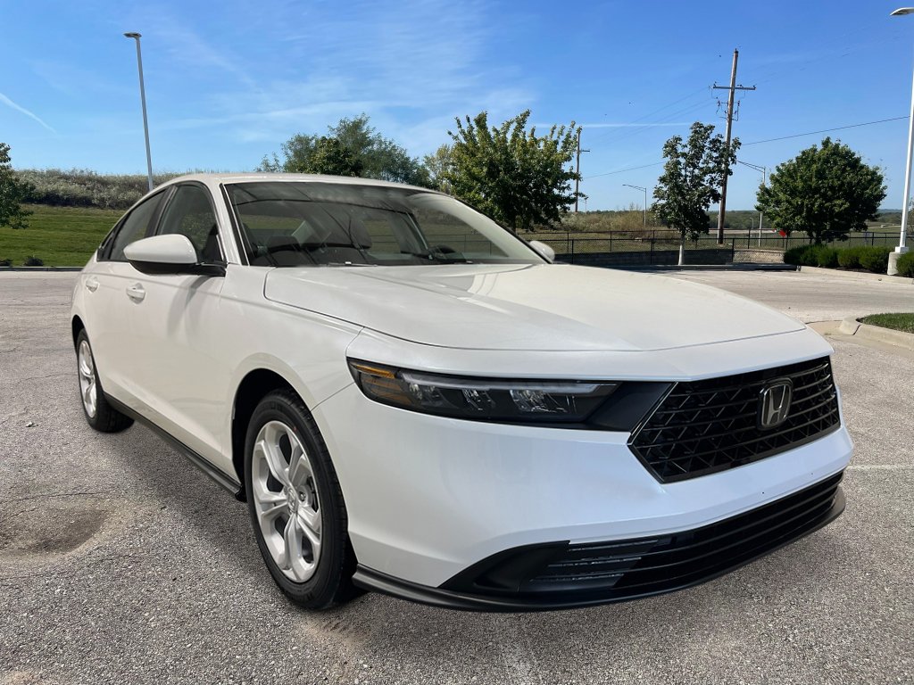 New 2026 Honda Accord LX image 9