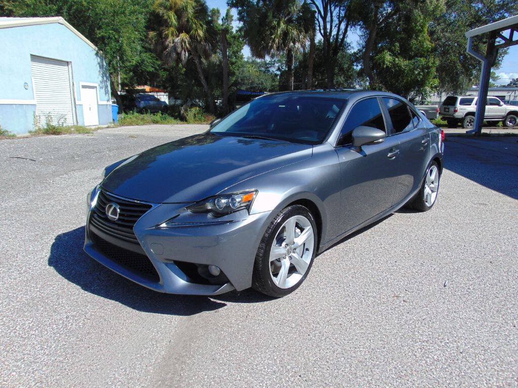 Used 2014 Lexus IS 350 w/ Navigation Package RWD image 4