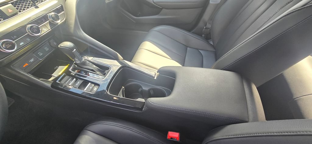 Certified 2026 Acura Integra FWD image 28