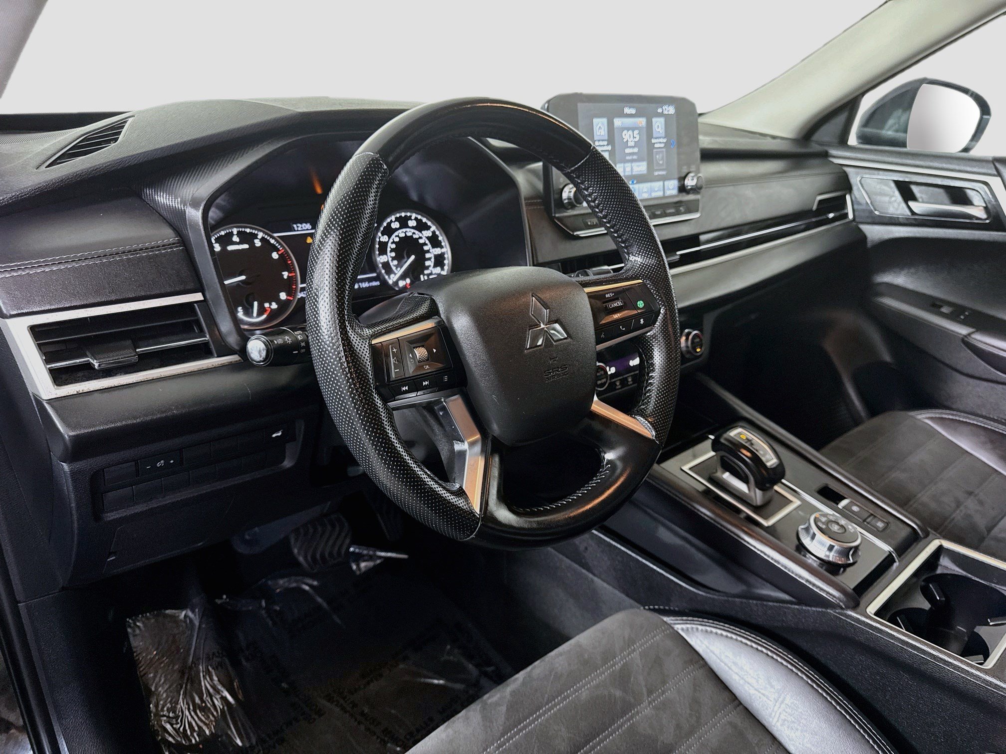 Used 2024 Mitsubishi Outlander SE FWD image 23