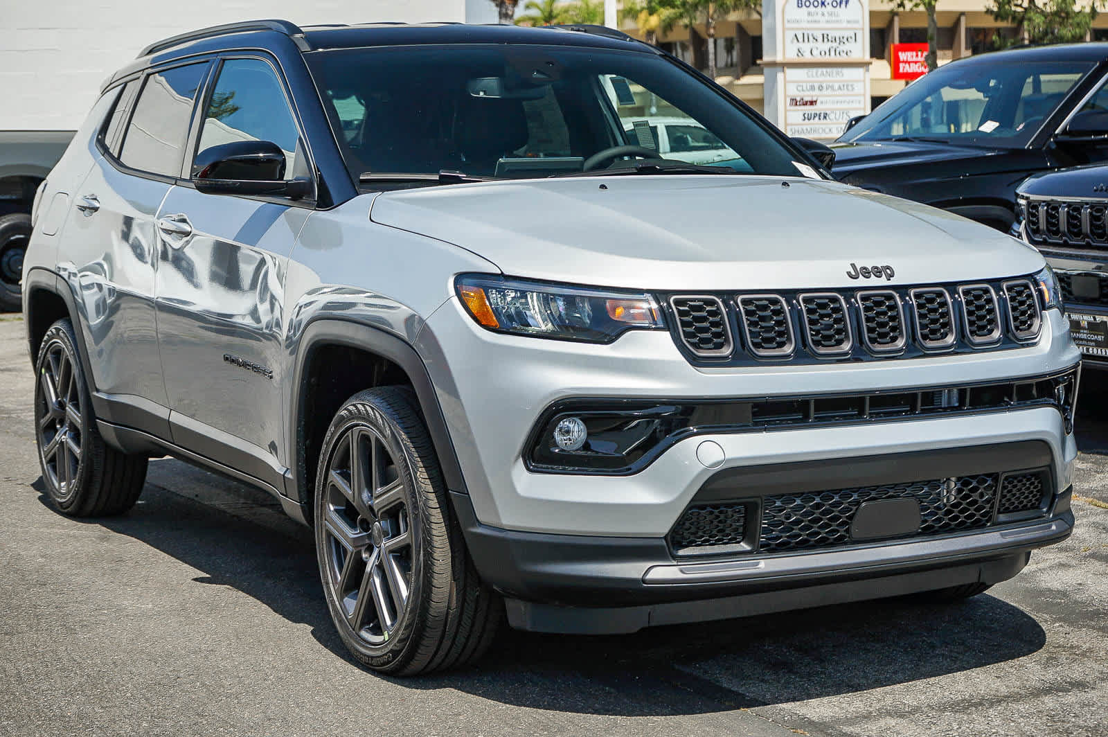 New 2026 Jeep Compass Limited AWD/4WD image 3