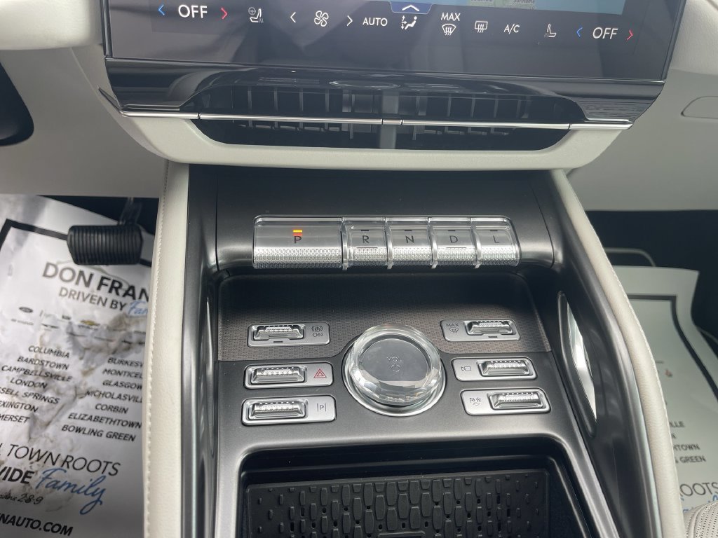 New 2026 Lincoln Nautilus Premier w/ Equipment Group 102A AWD/4WD image 25