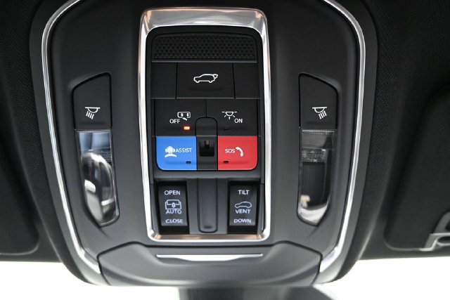 New 2026 Jeep Grand Cherokee Altitude AWD/4WD image 44