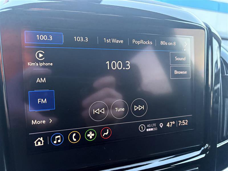 Used 2023 Chevrolet Traverse LT image 14