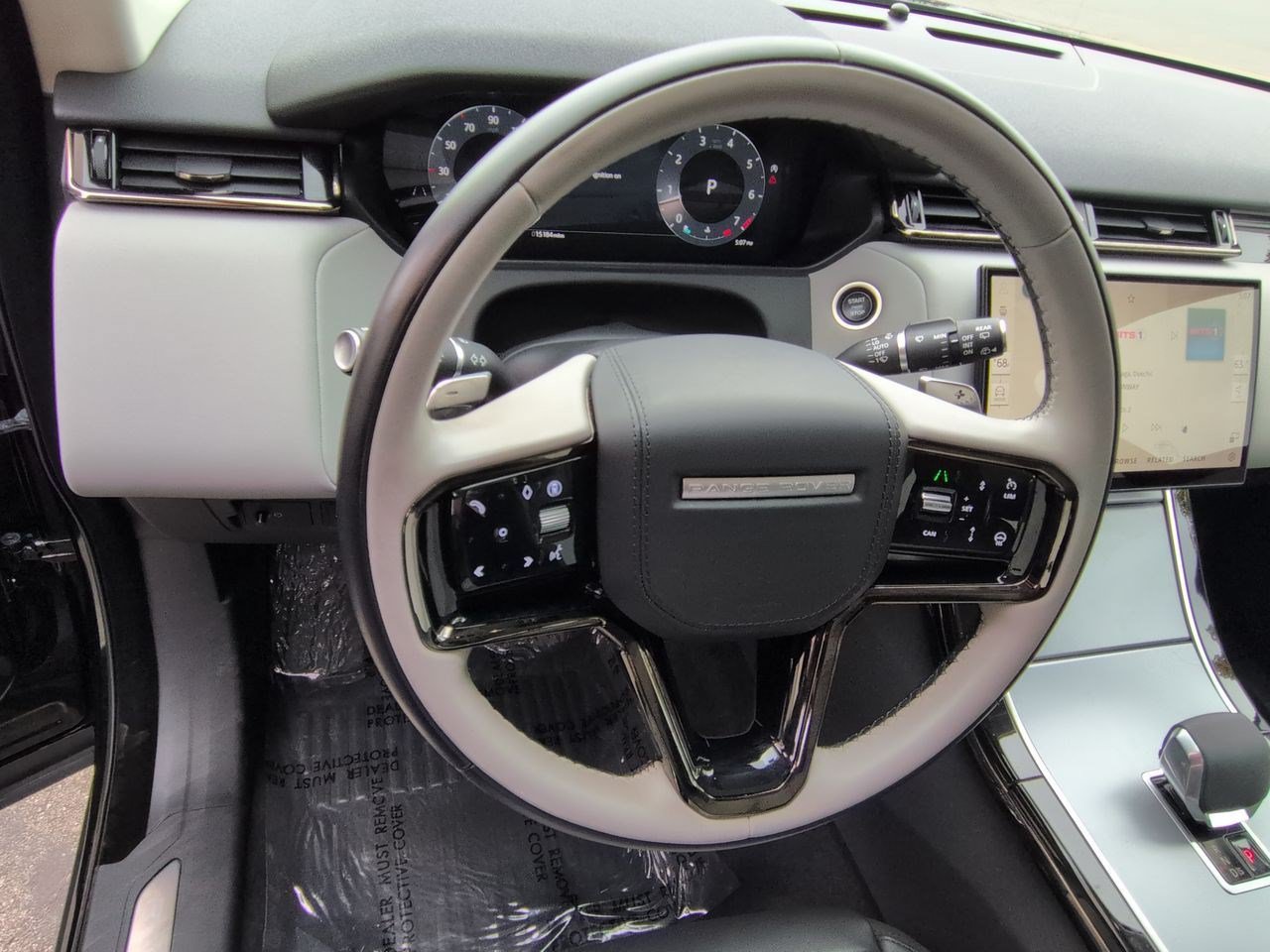 Certified 2025 Land Rover Range Rover Velar S AWD/4WD image 10