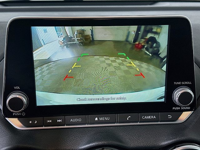 Used 2024 Nissan Sentra SV FWD image 15