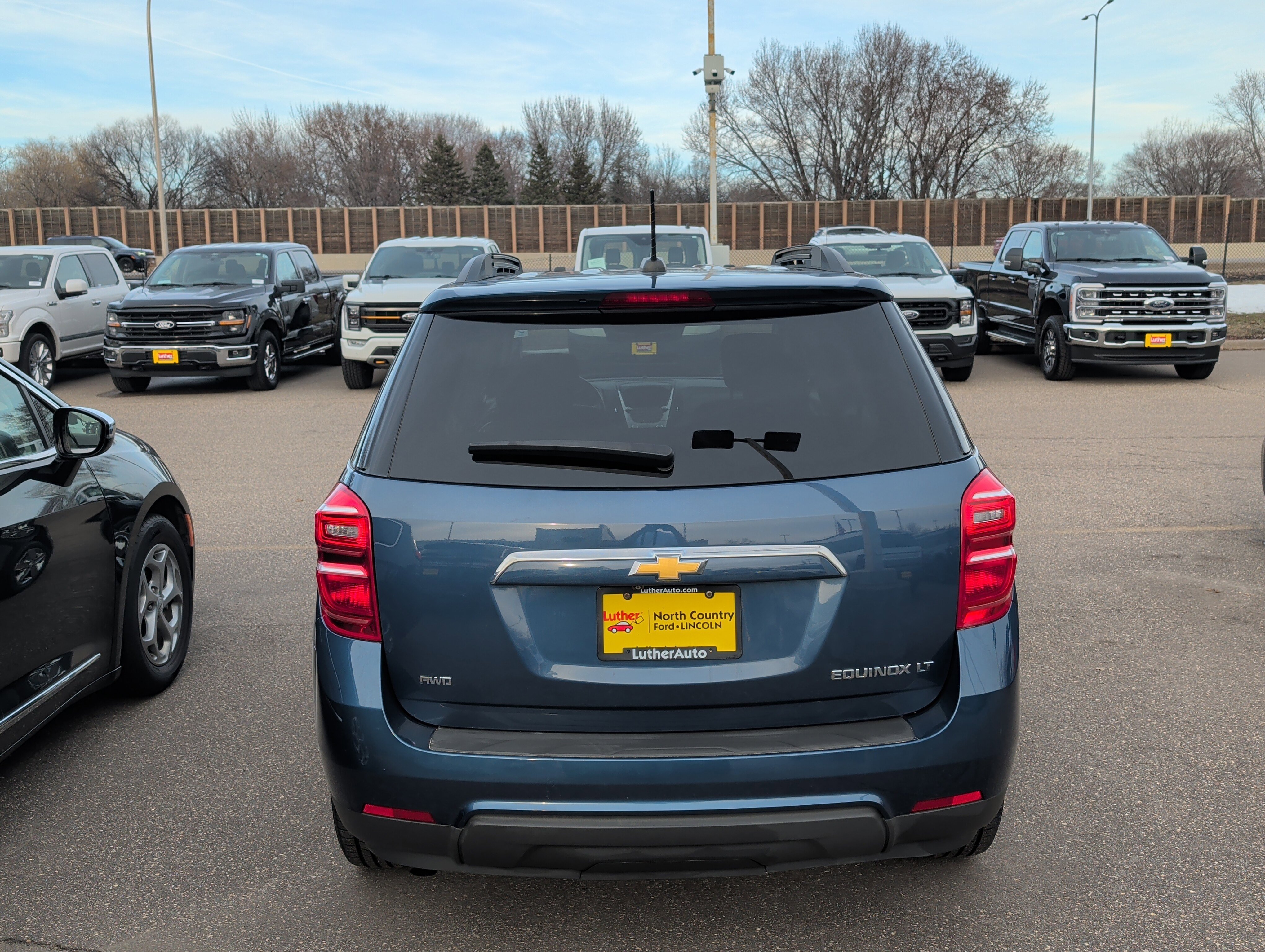 Used 2016 Chevrolet Equinox LT w/ Convenience Package image 3