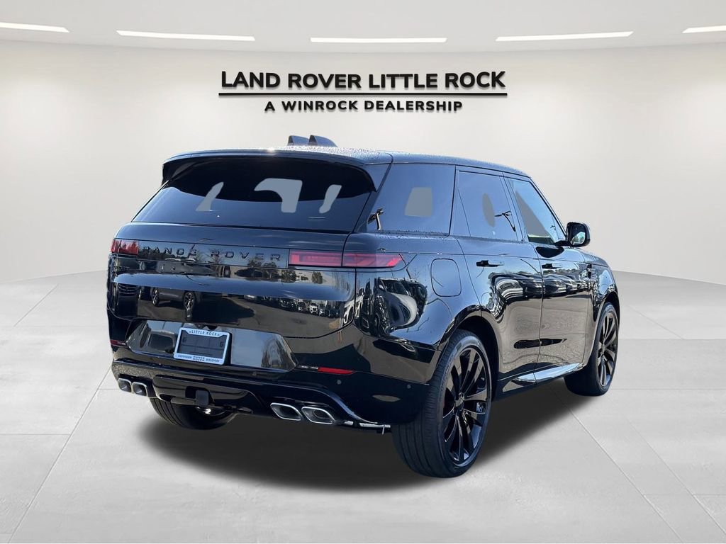 New 2026 Land Rover Range Rover Sport Dynamic SE image 2