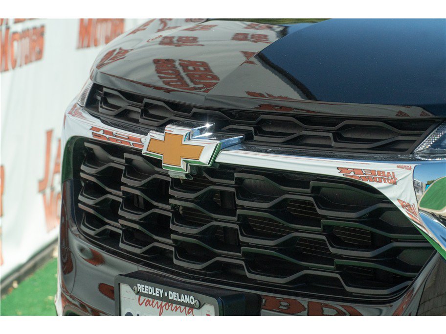 Used 2024 Chevrolet Trax LT FWD image 27