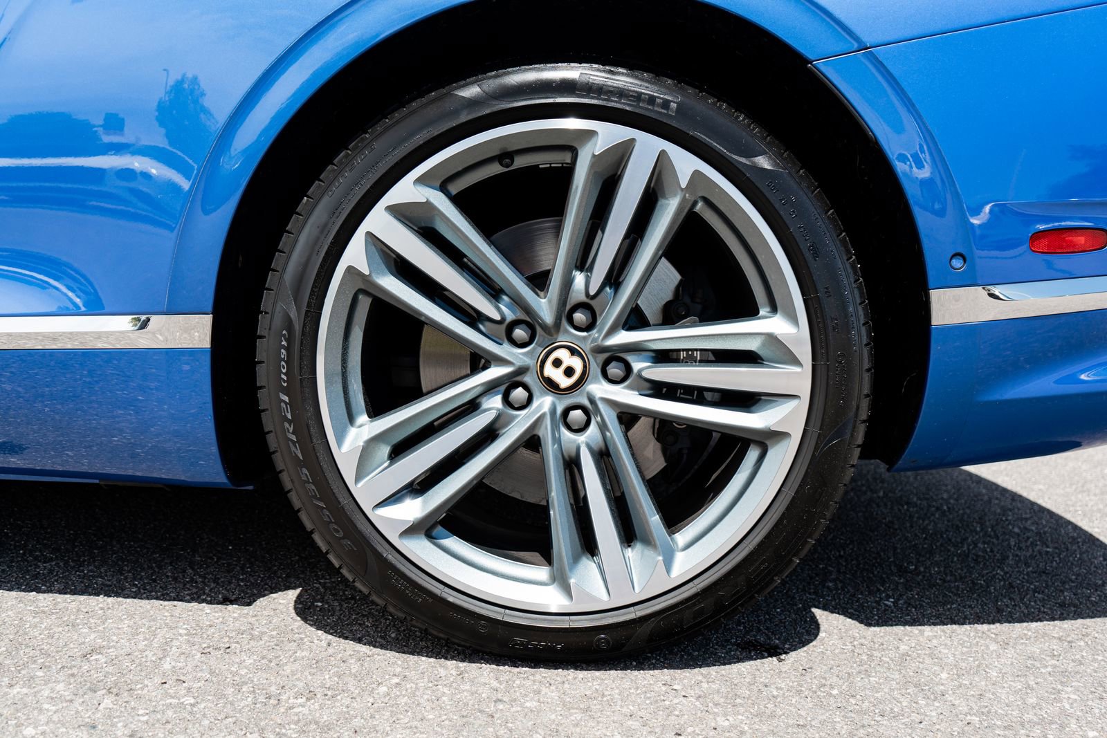 Used 2020 Bentley Continental GT AWD/4WD image 7