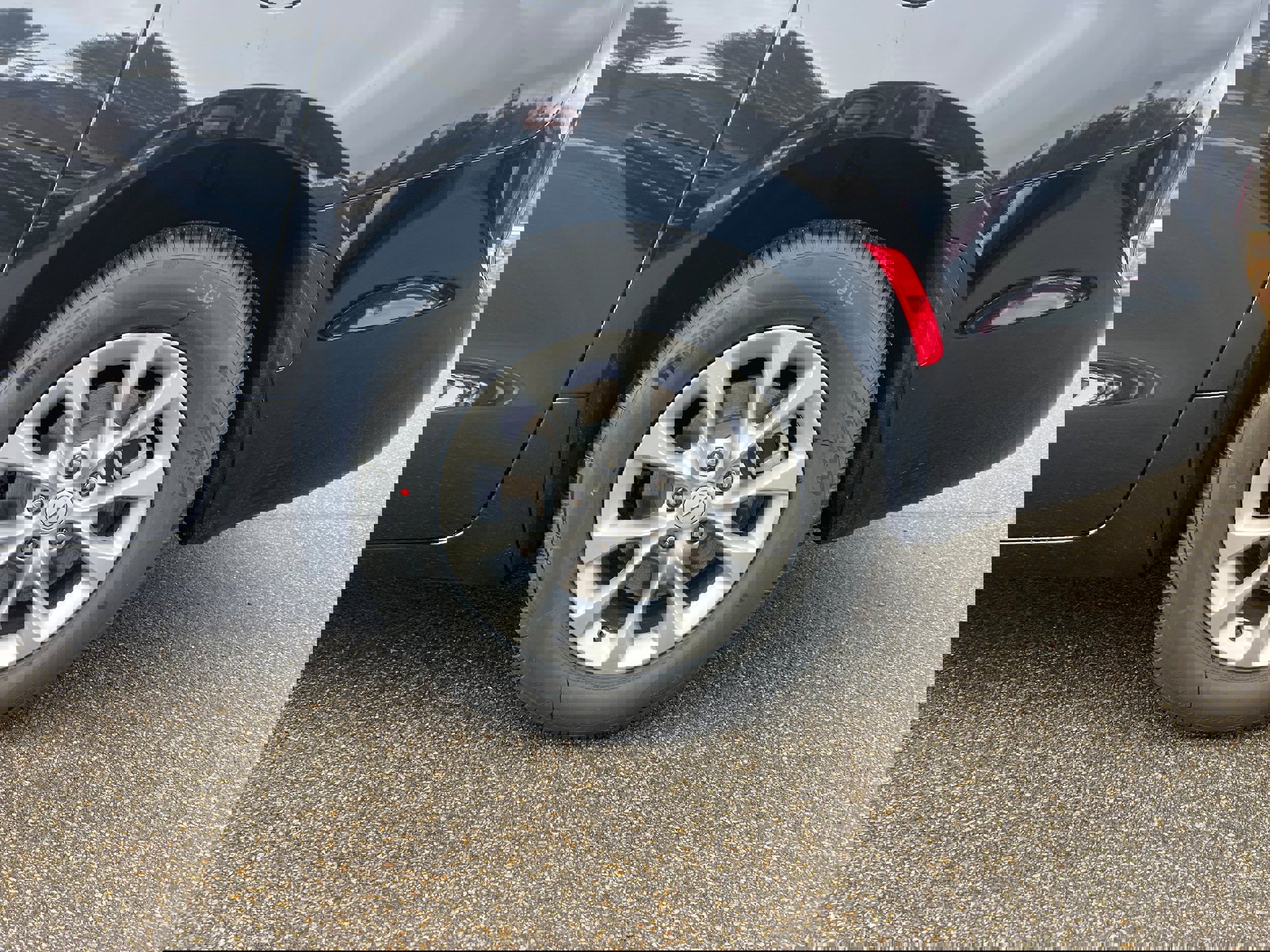 New 2026 Chrysler Pacifica Select image 9