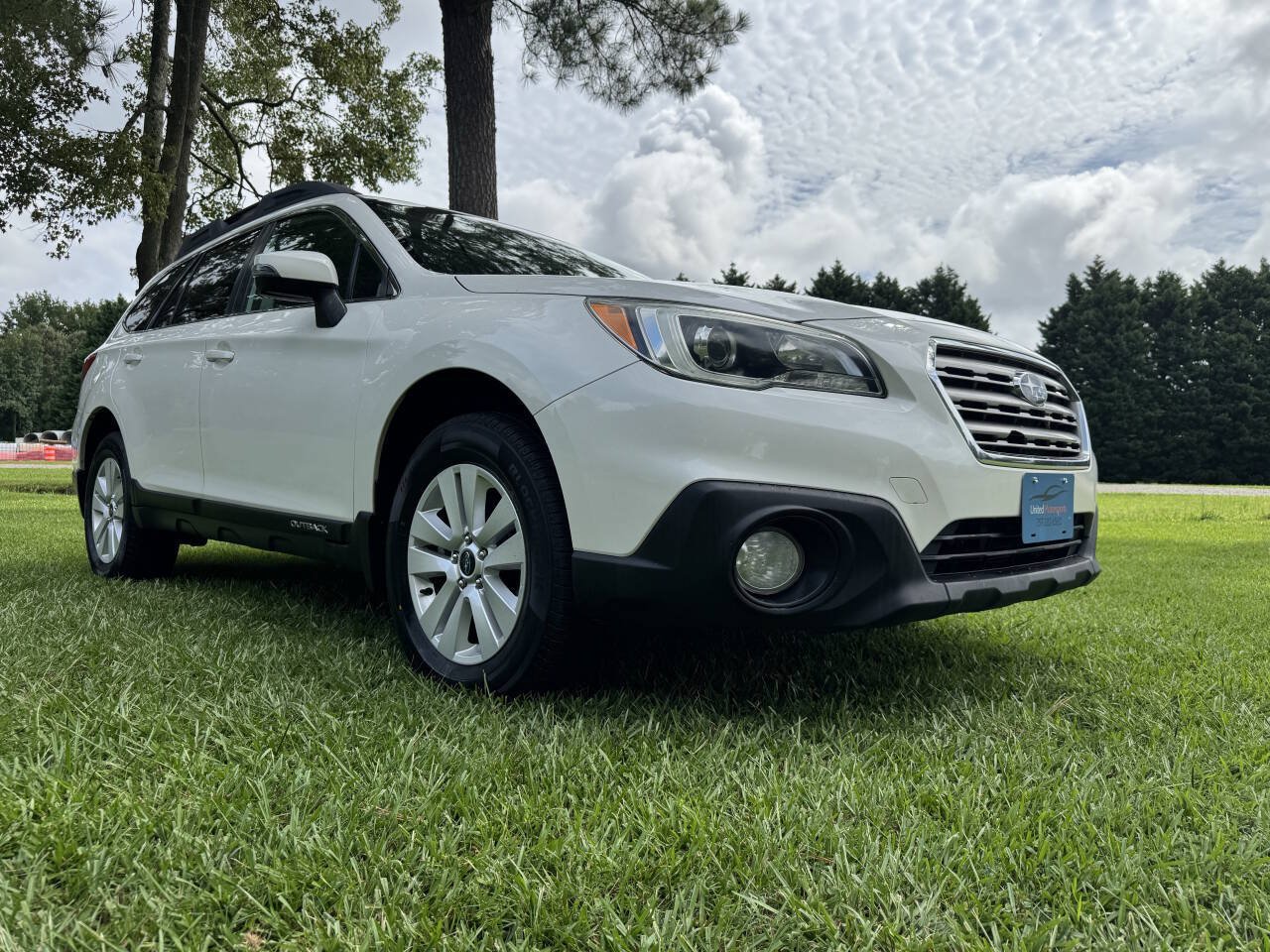 Used 2015 Subaru Outback 2.5i Premium AWD/4WD image 7