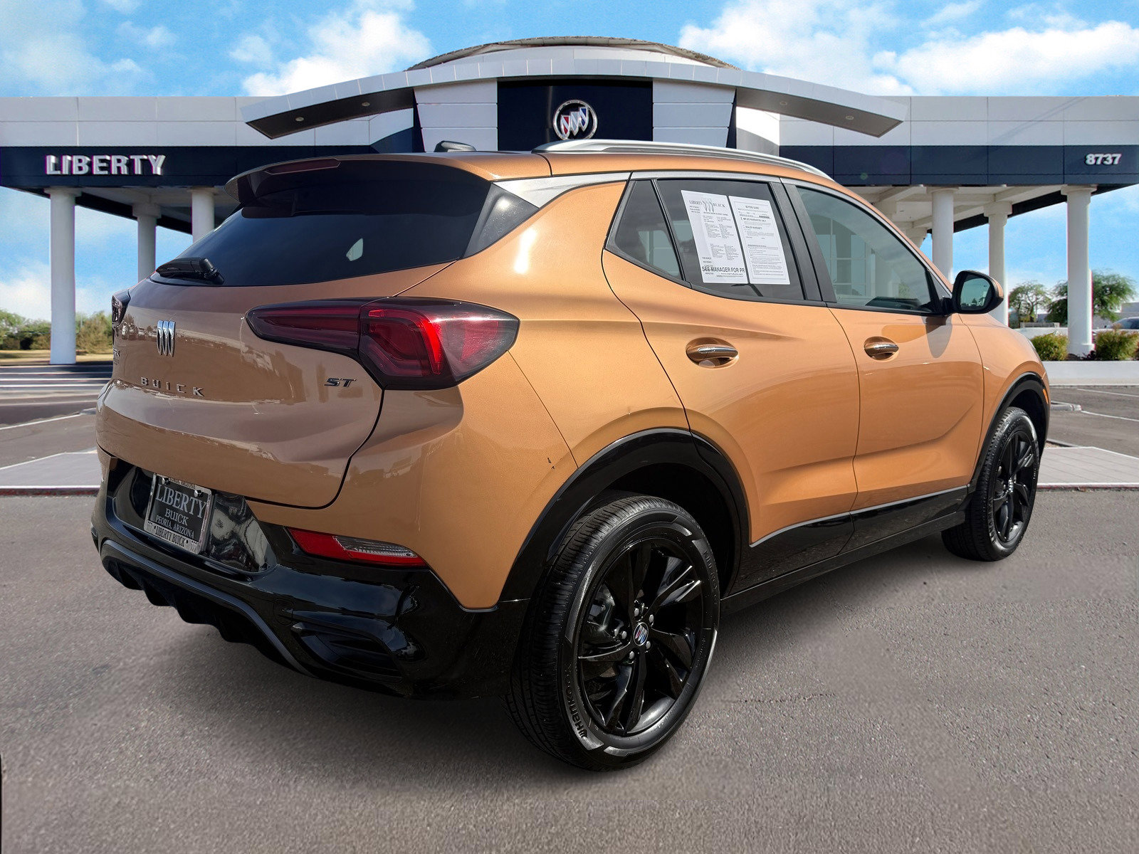 Used 2024 Buick Encore GX Sport Touring image 3