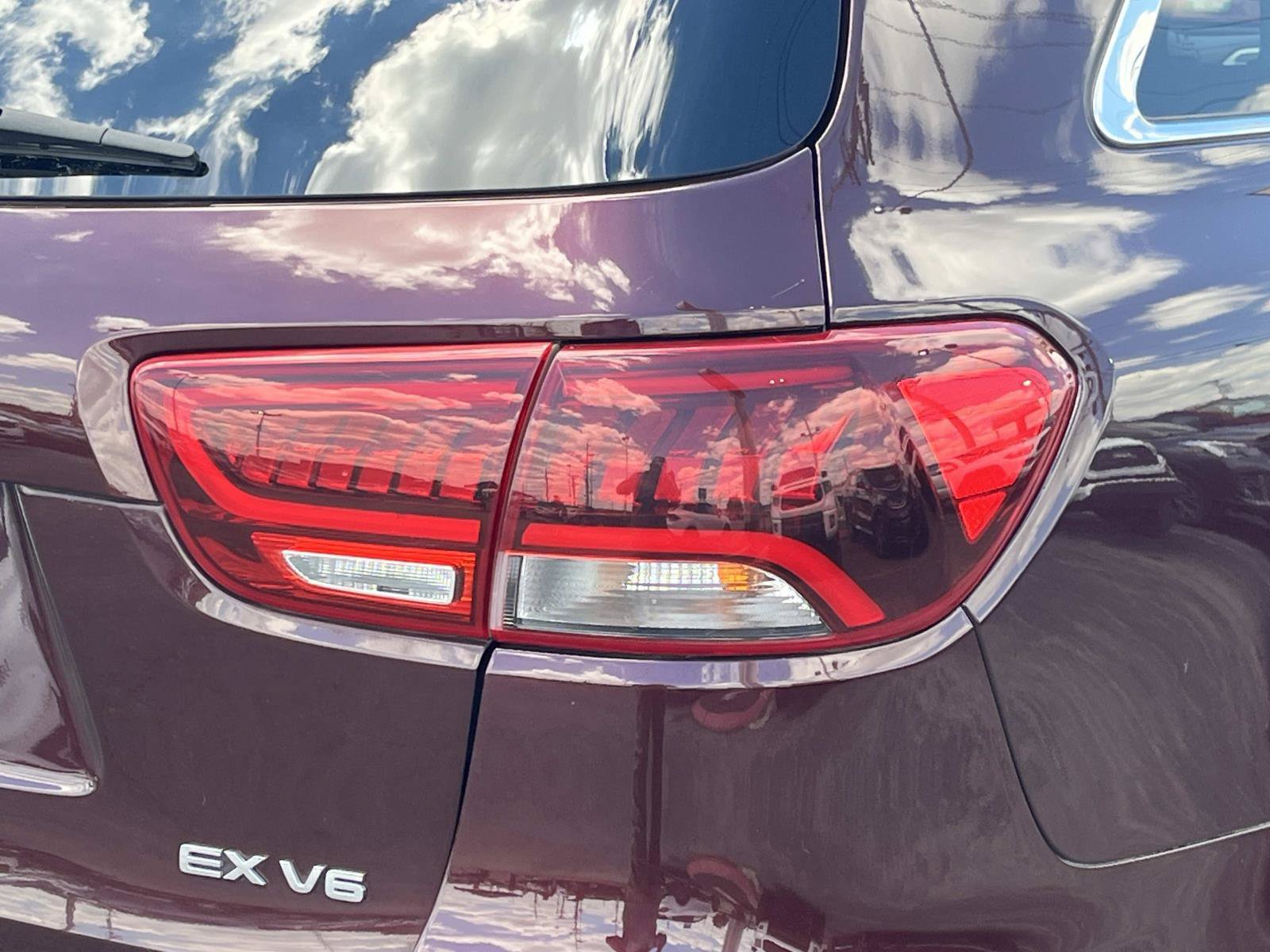 Used 2019 Kia Sorento EX w/ EX Touring Package FWD image 46