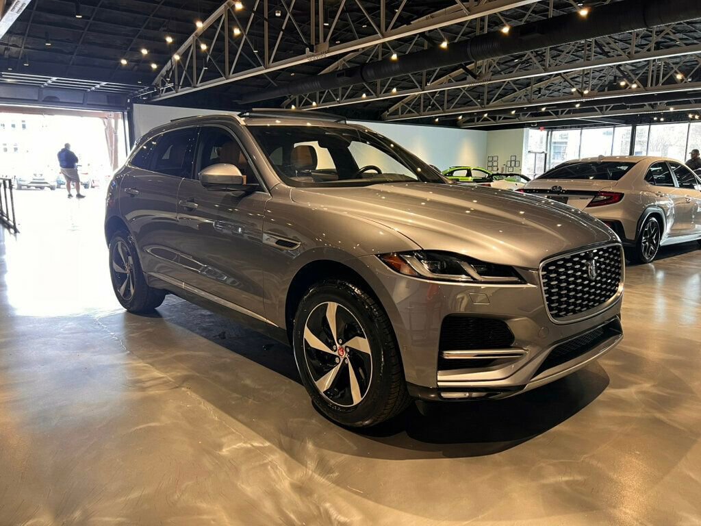 Used 2021 Jaguar F-PACE S image 7