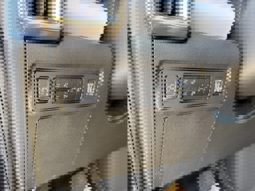 New 2025 GMC Hummer EV 2X image 12