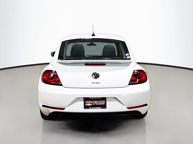 Used 2018 Volkswagen Beetle 2.0T S FWD image 7
