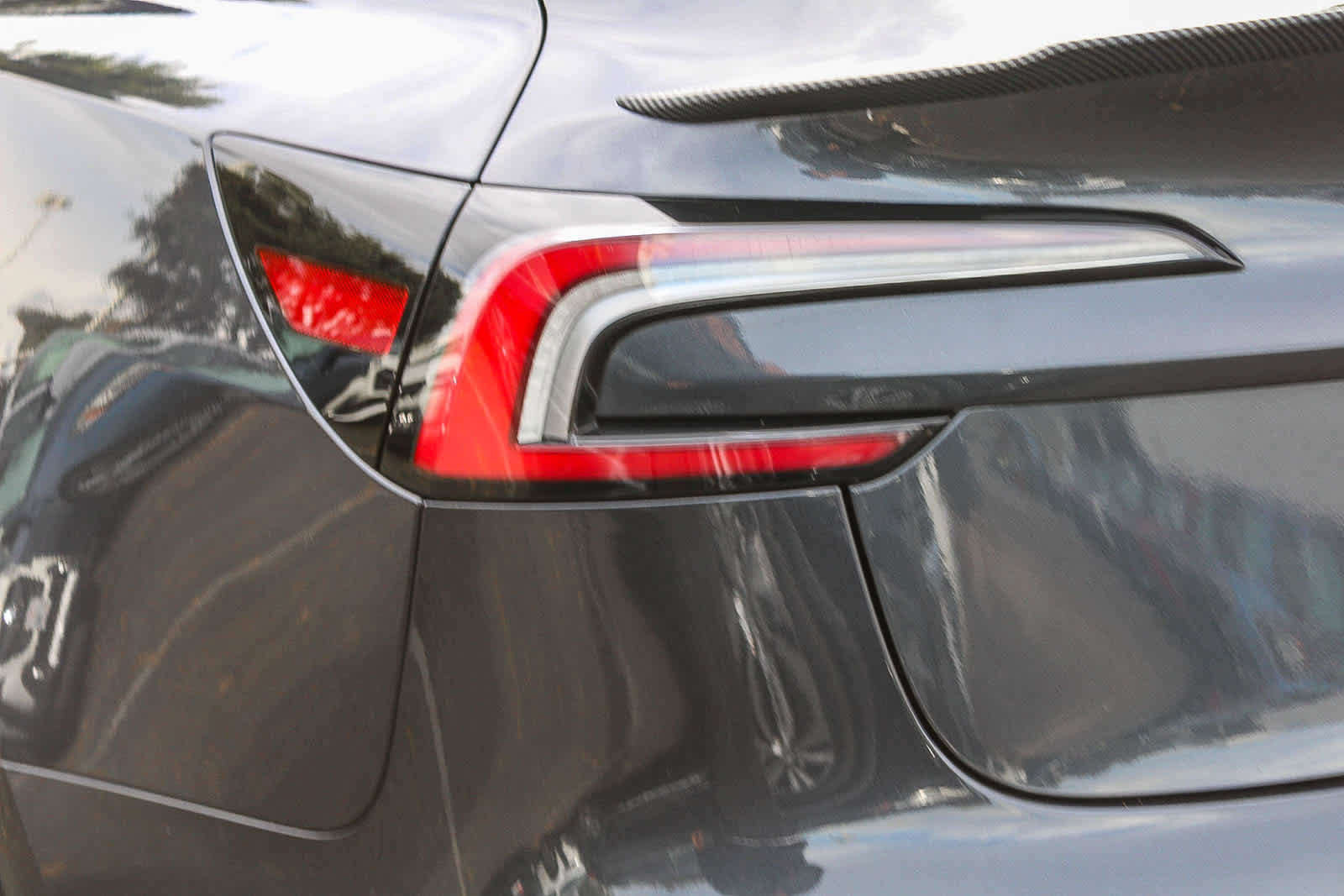 Used 2024 Tesla Model 3 Long Range image 7