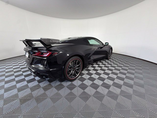 Used 2024 Chevrolet Corvette Stingray Premium Cpe w/ Z51 Performance Package RWD image 5