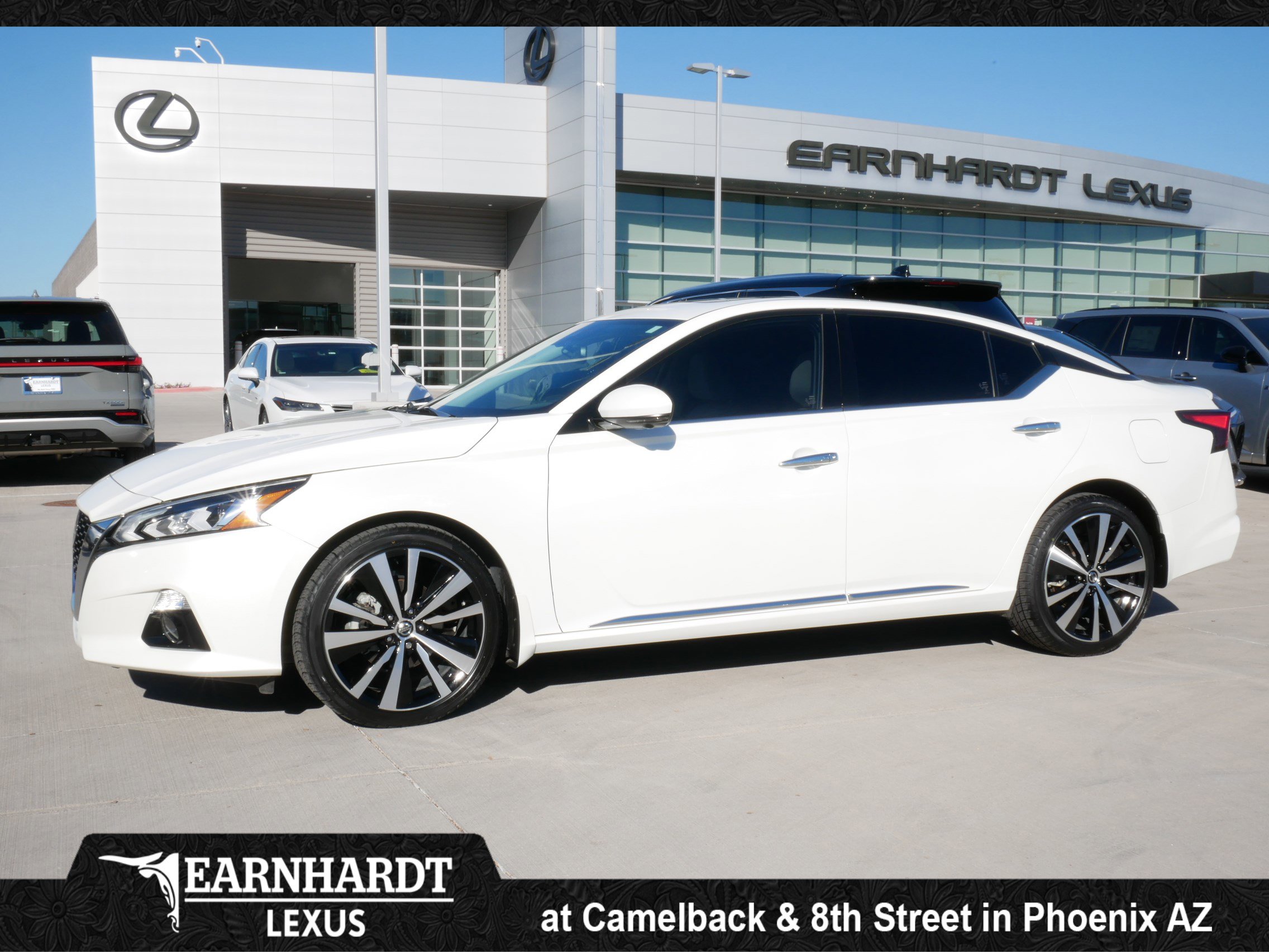 Used 2021 Nissan Altima 2.5 Platinum image 1