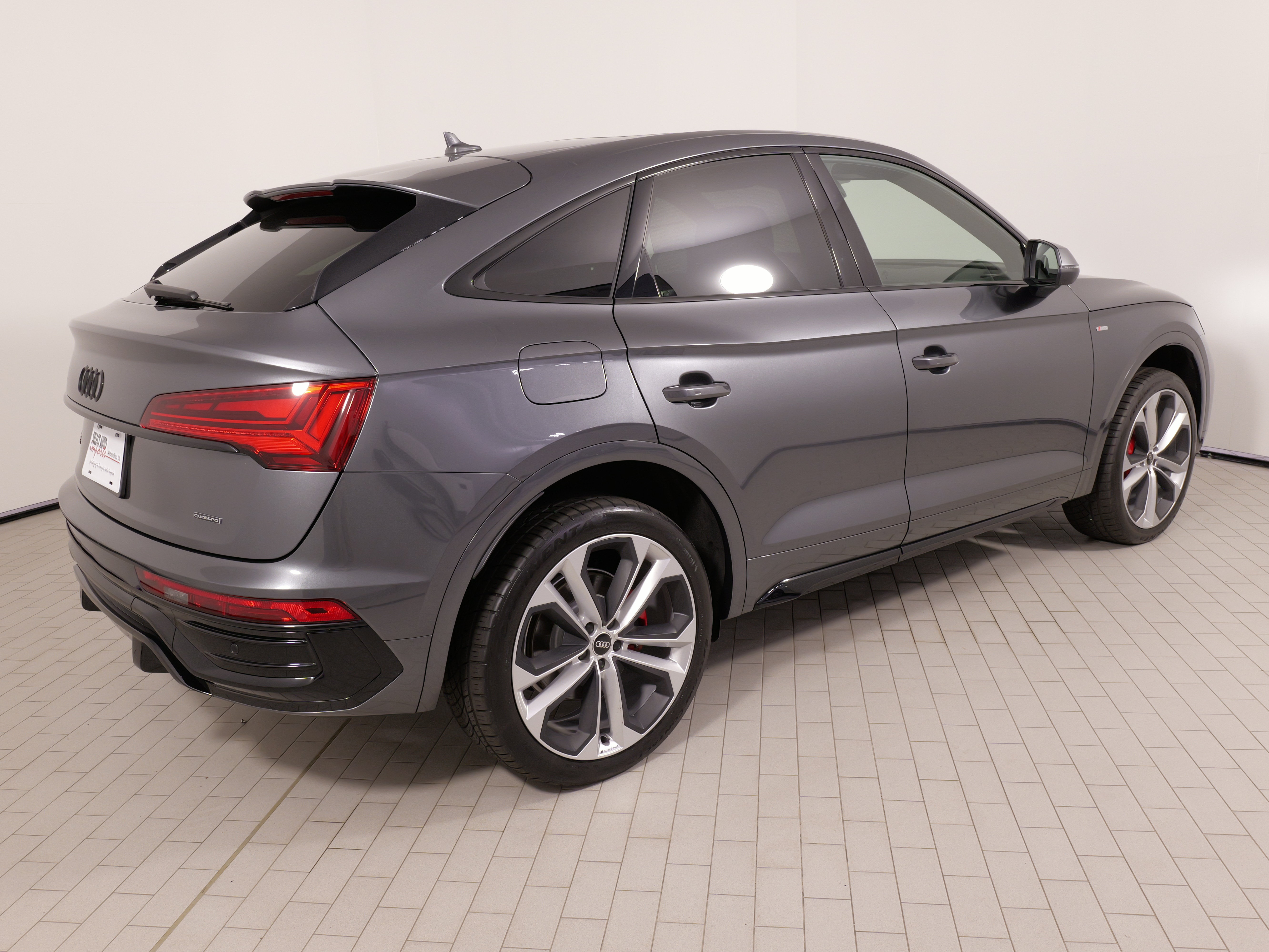 Used 2024 Audi Q5 2.0T Premium Plus AWD/4WD image 12