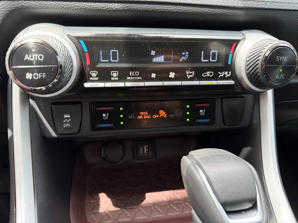 Used 2024 Toyota RAV4 Limited w/ Weather Package AWD/4WD image 12