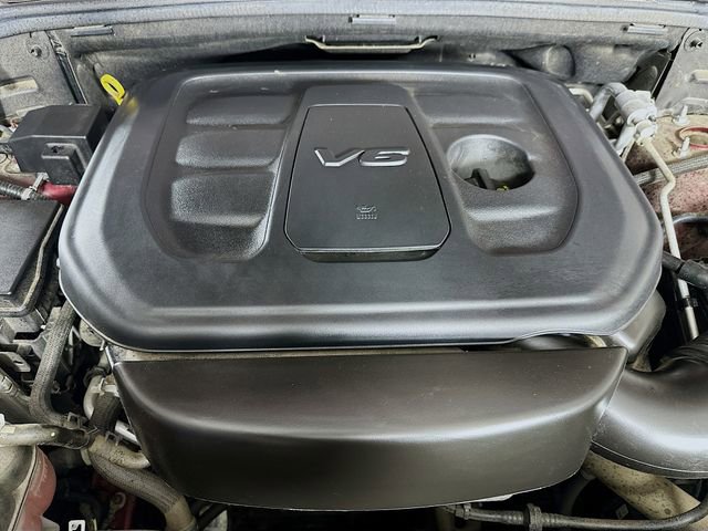 Used 2019 Jeep Grand Cherokee Altitude image 28