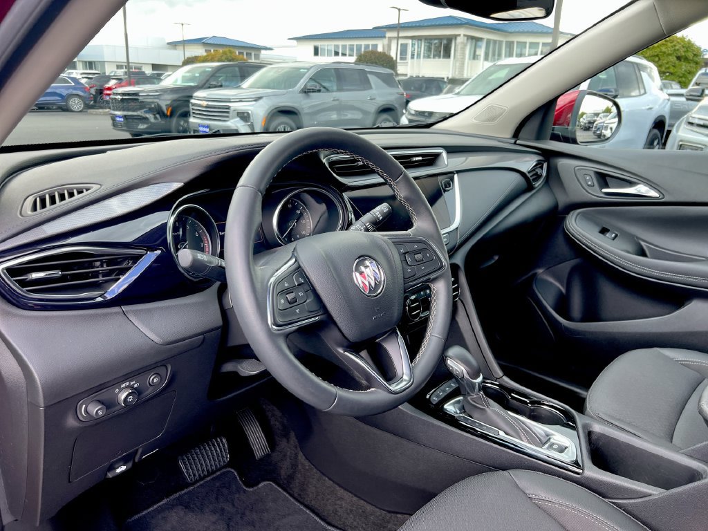 Used 2023 Buick Encore GX Select w/ Sport Touring Package AWD/4WD image 10